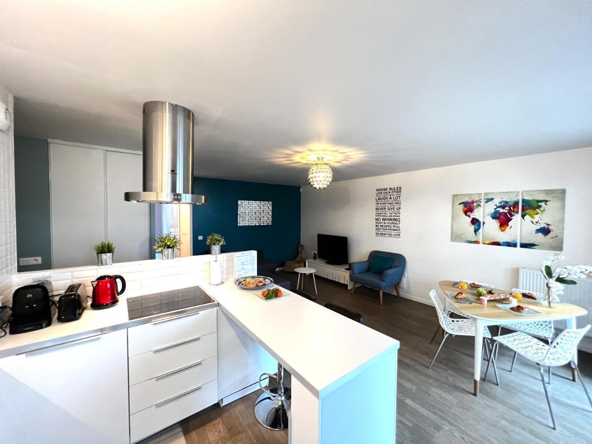 Appartement Paris La-defense - U Arena - 2 Bedrooms - Parking, Terrace & Wifi