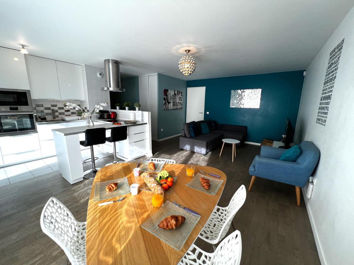 Appartement Paris La-defense - U Arena - 2 Bedrooms - Parking, Terrace & Wifi *